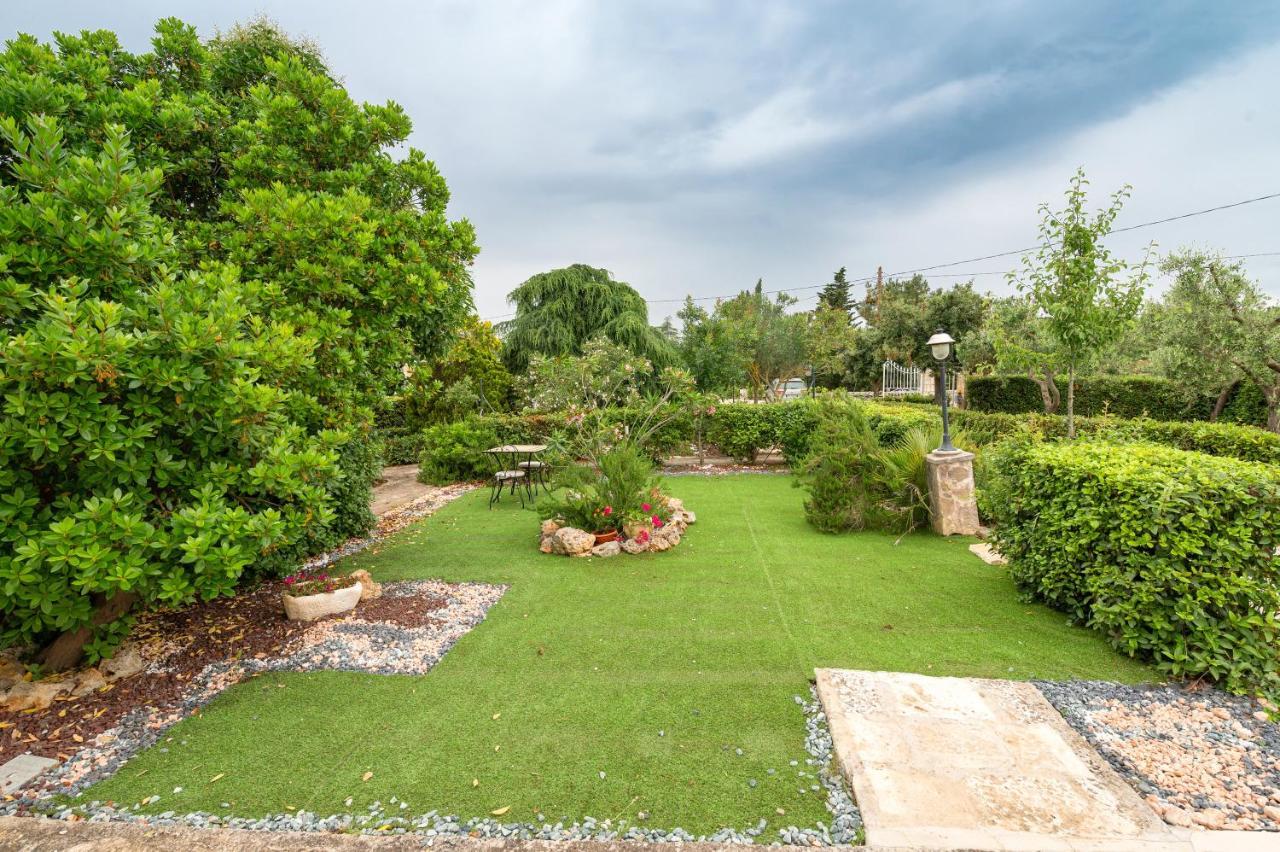Masseria Carperi Cisternino Exterior foto